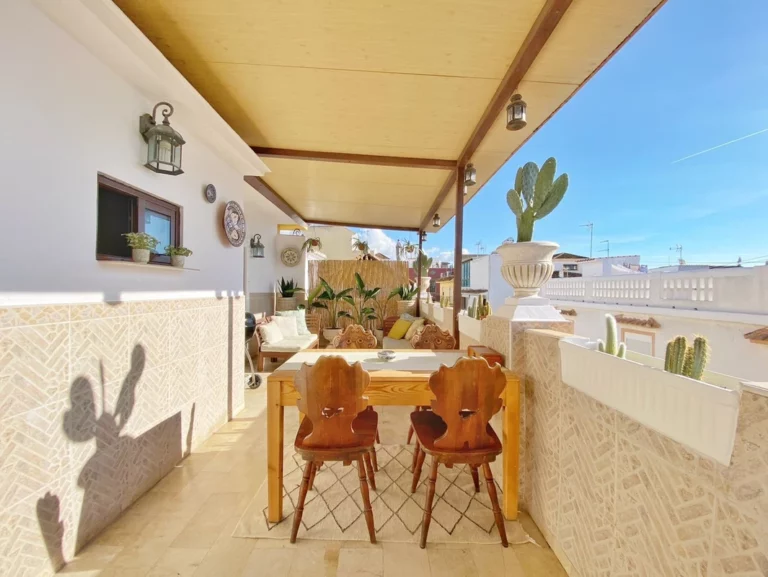 R5186044 | Top Floor Apartment in Marbella – € 495,000 – 1 beds, 1 baths