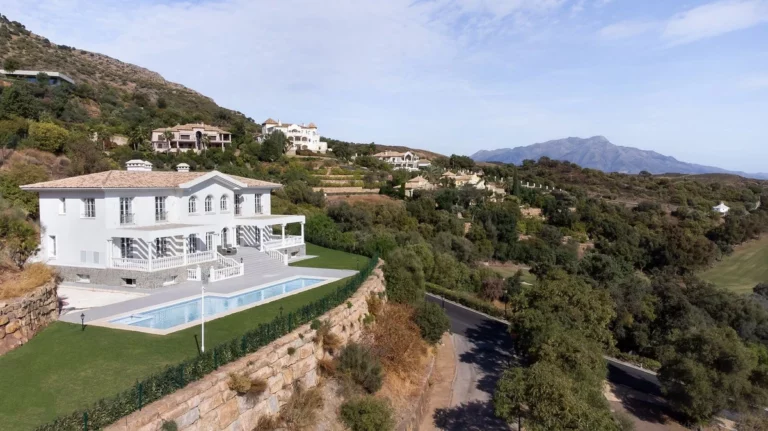 R4402342 | Detached Villa in Benahavís – € 3,700,000 – 6 beds, 7 baths
