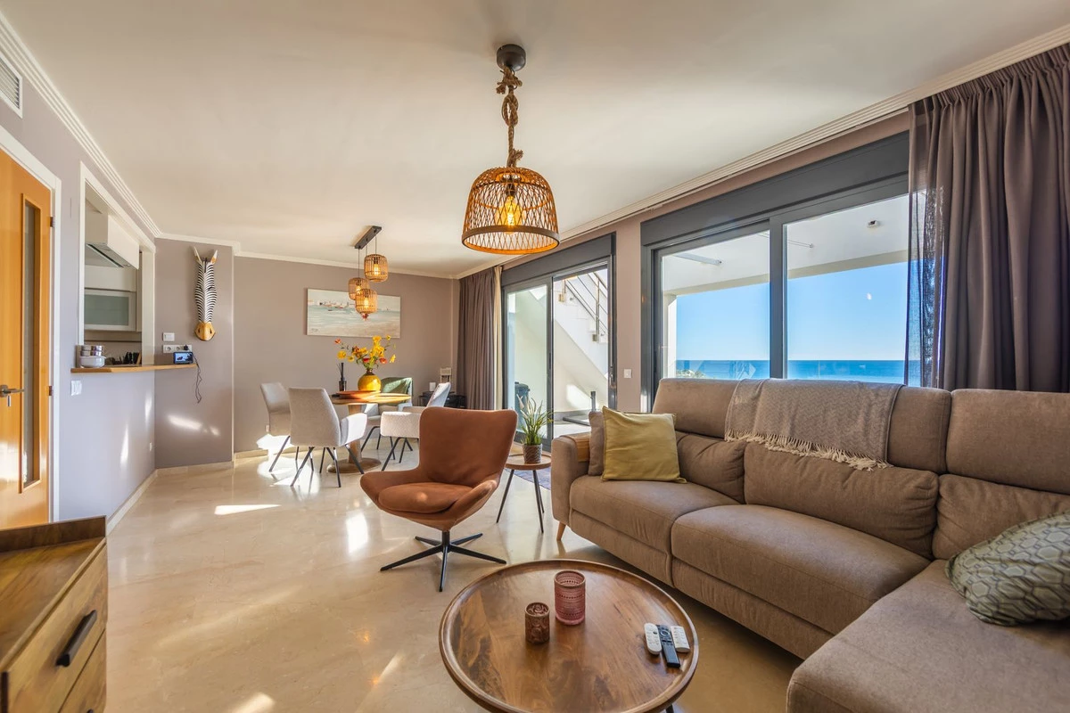 4-c23c0f86247804fa50226aecd8b0b2c8