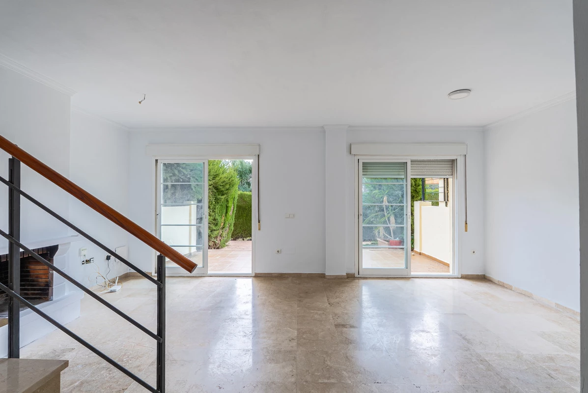 8-e64a9055bba3e77ac8aca3b893cdf826