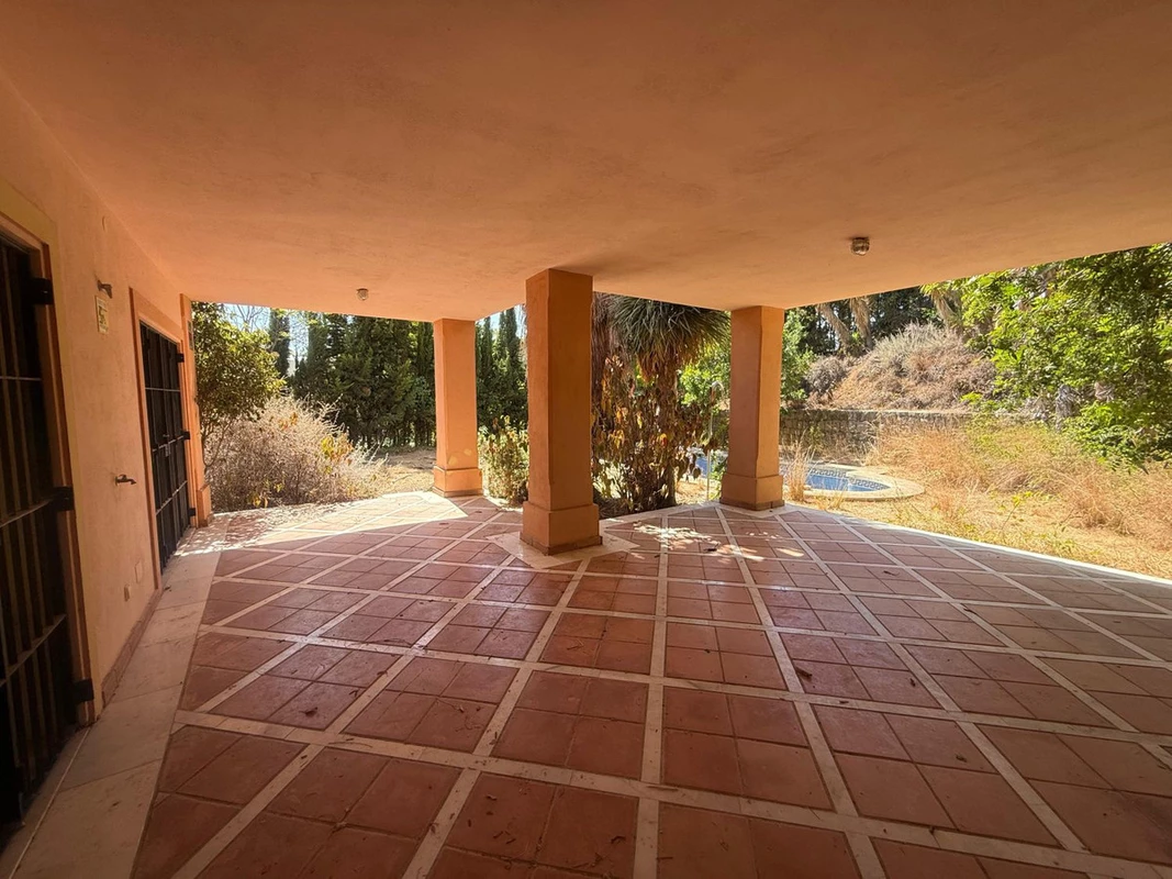 2-5bd7b9d04b45e33852eaf0ec6670150d