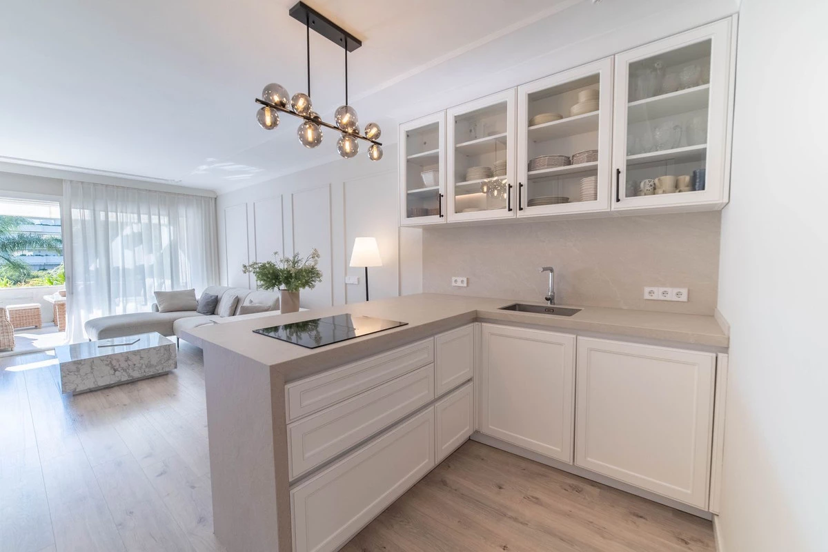 8-e64a9055bba3e77ac8aca3b893cdf826