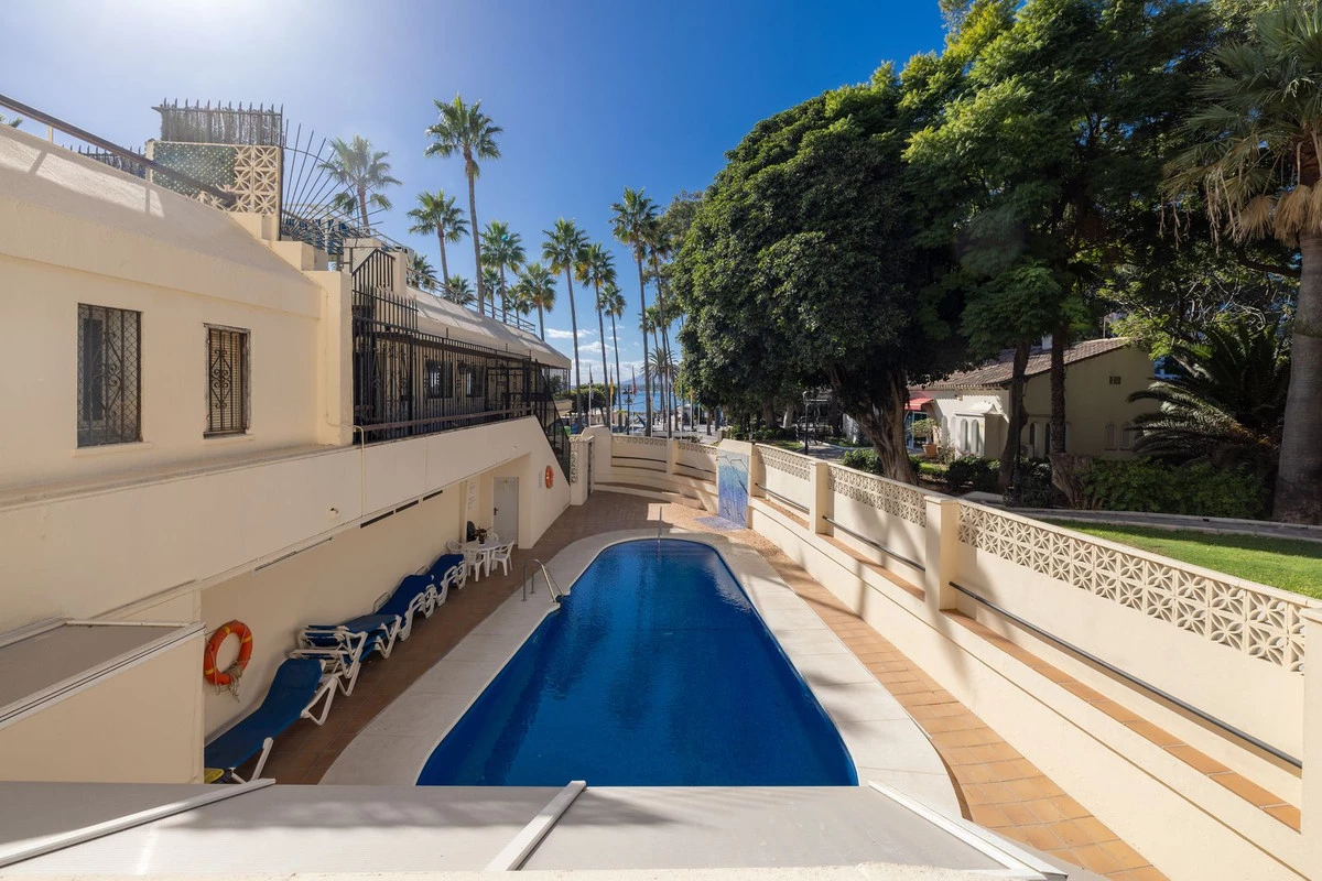 6-241328e1bcc9c0d8ce1222beb6c967a8