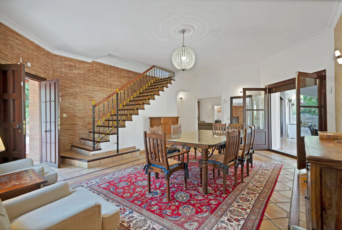 9-467d0cee5b725f3ef65f102a0c2e69c0