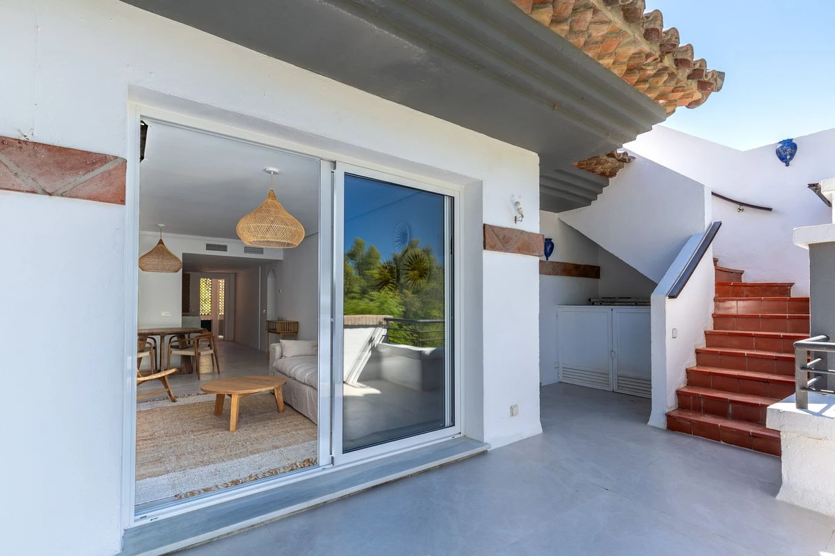 8-e64a9055bba3e77ac8aca3b893cdf826