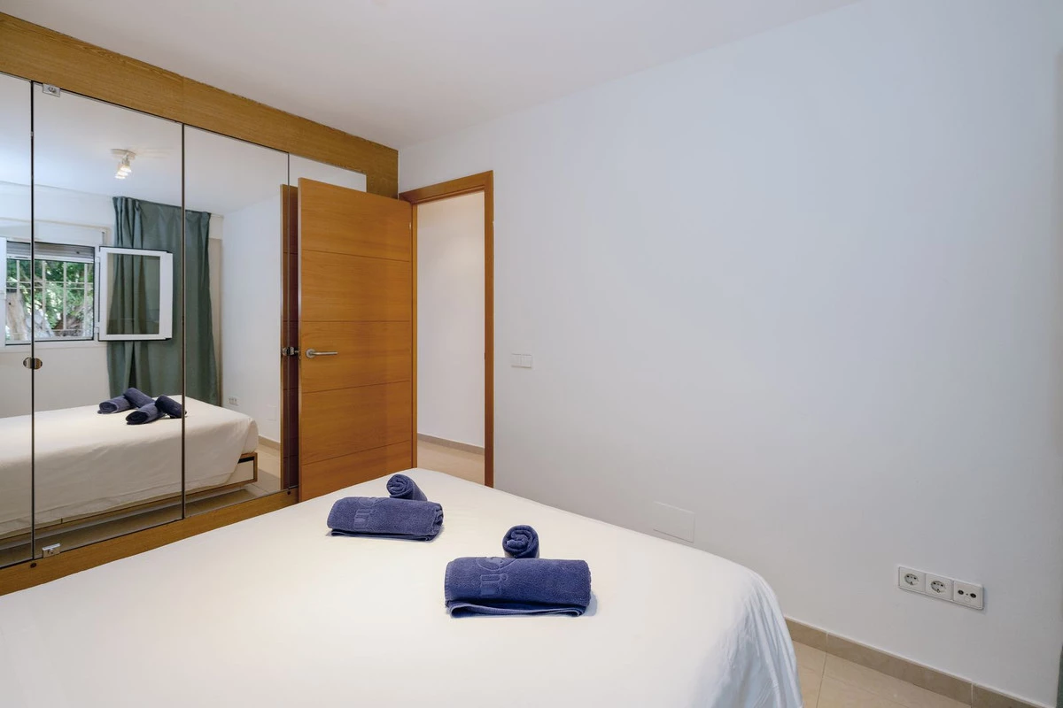 2-5bd7b9d04b45e33852eaf0ec6670150d