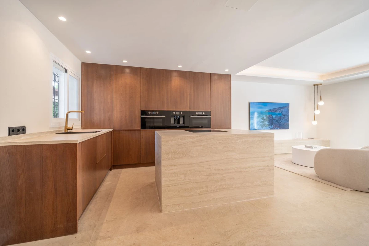 4-c23c0f86247804fa50226aecd8b0b2c8