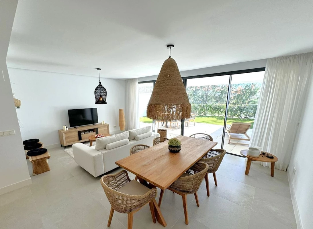 9-467d0cee5b725f3ef65f102a0c2e69c0