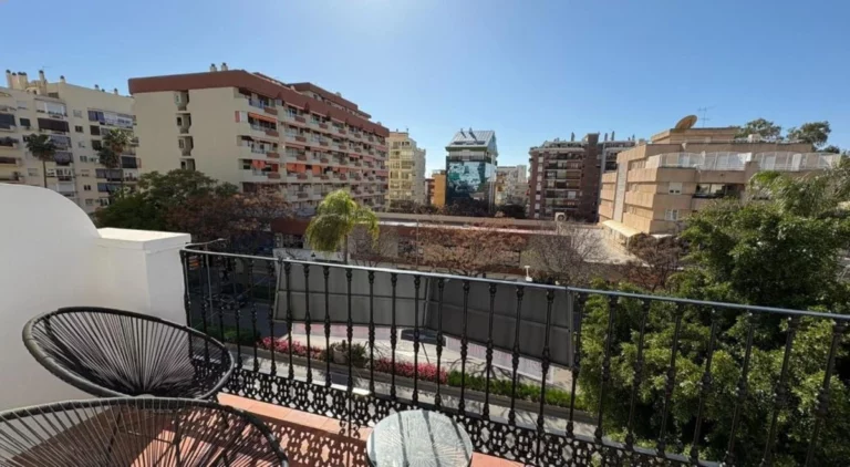 R5247844 | Middle Floor Apartment in Marbella – € 390,000 – 2 beds, 2 baths