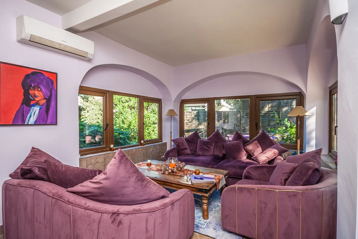 4-c23c0f86247804fa50226aecd8b0b2c8