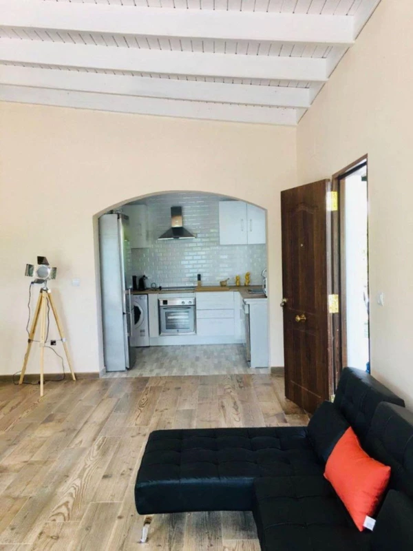 7-aa4cc561180b369757c0bb4af9886cd3