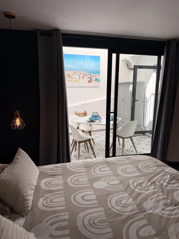 8-e64a9055bba3e77ac8aca3b893cdf826