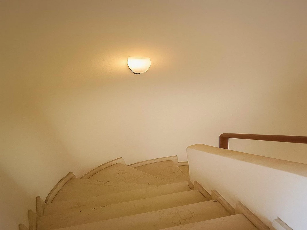 7-aa4cc561180b369757c0bb4af9886cd3