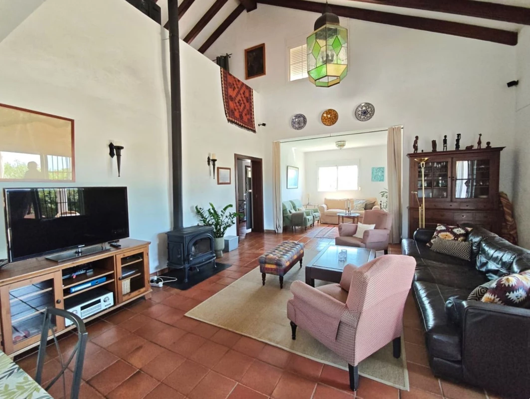 2-5bd7b9d04b45e33852eaf0ec6670150d