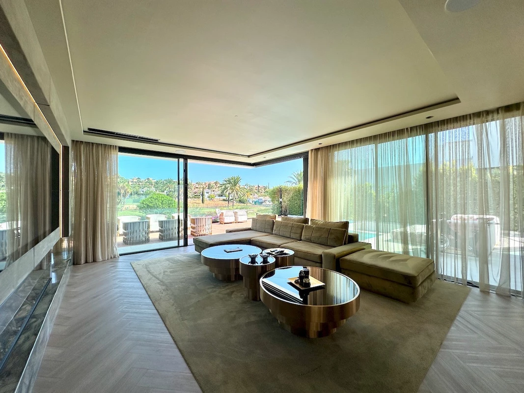 8-e64a9055bba3e77ac8aca3b893cdf826