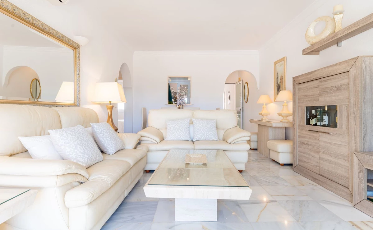 9-467d0cee5b725f3ef65f102a0c2e69c0