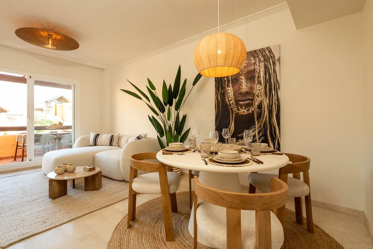 2-5bd7b9d04b45e33852eaf0ec6670150d