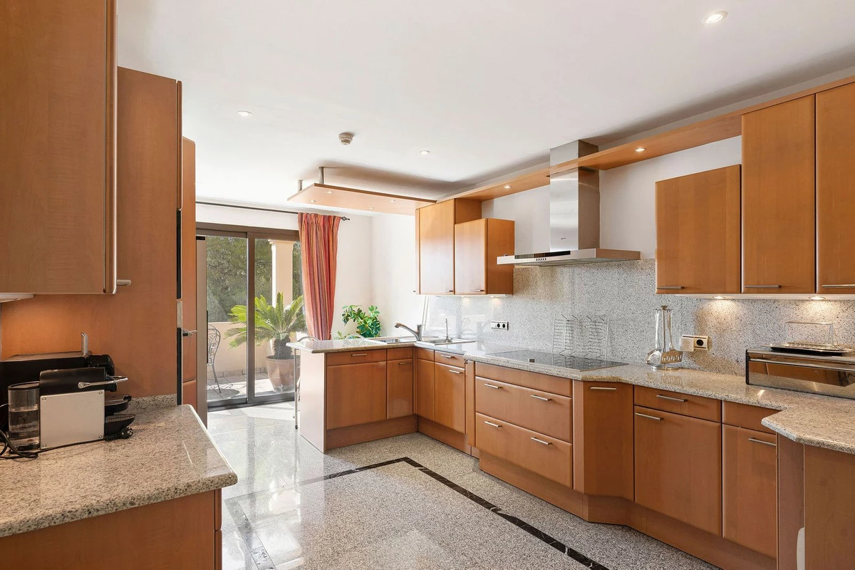 3-e898b2bb2a2fdfd06d2c39894dce8316