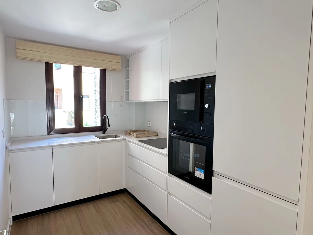 8-e64a9055bba3e77ac8aca3b893cdf826