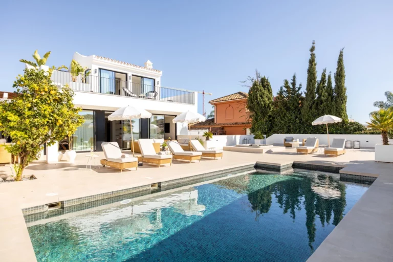 R4739716 | Detached Villa in El Rosario – € 3,295,000 – 5 beds, 5 baths