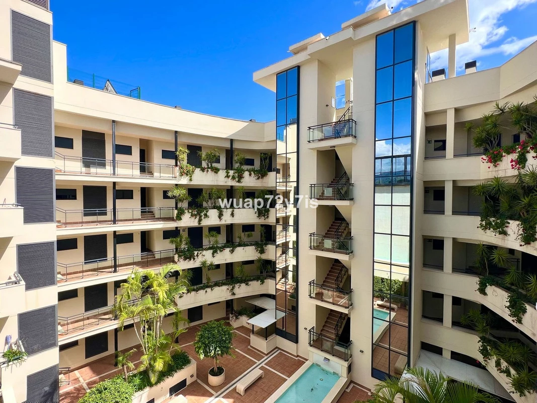 2-5bd7b9d04b45e33852eaf0ec6670150d