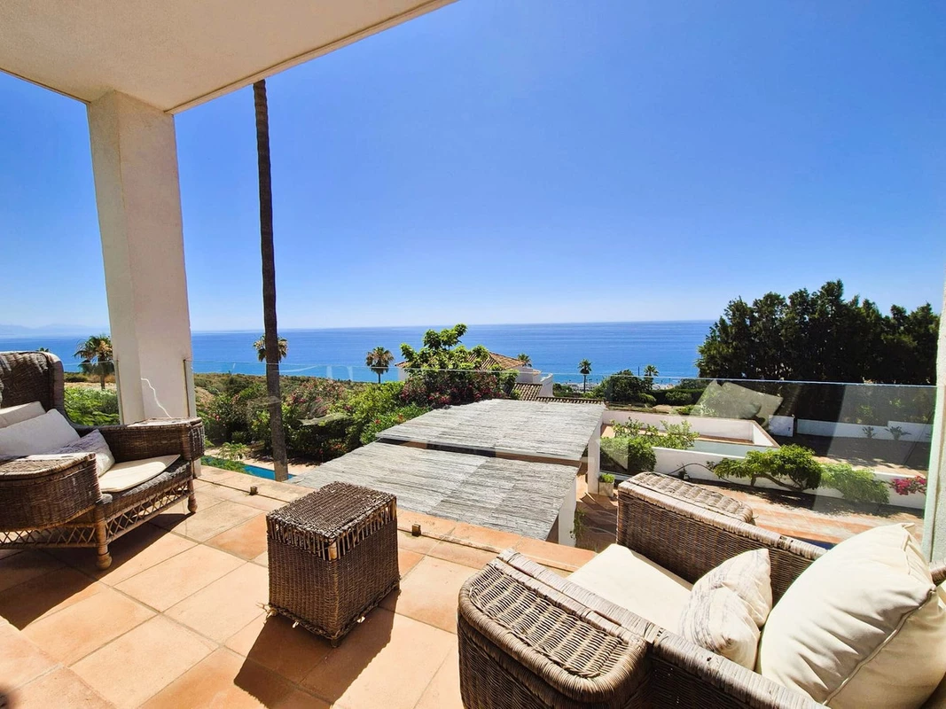 7-aa4cc561180b369757c0bb4af9886cd3