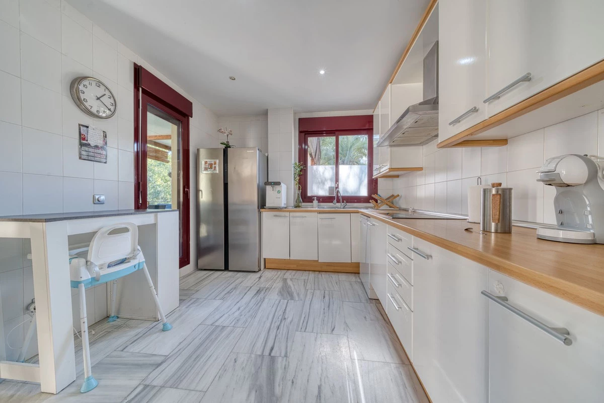 9-467d0cee5b725f3ef65f102a0c2e69c0