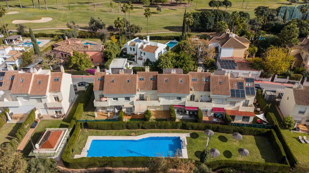 3-e898b2bb2a2fdfd06d2c39894dce8316