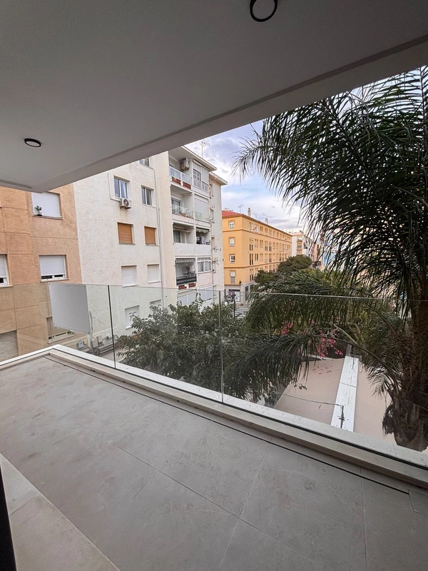 2-5bd7b9d04b45e33852eaf0ec6670150d