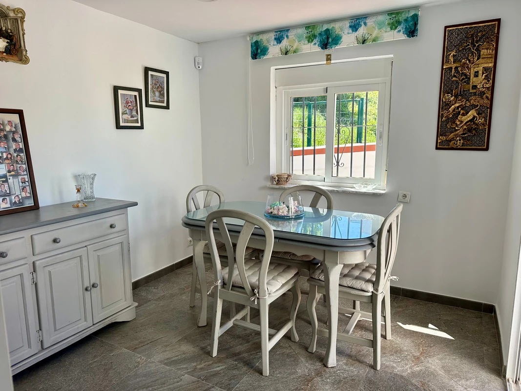 8-e64a9055bba3e77ac8aca3b893cdf826