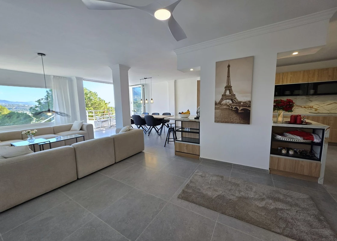 2-5bd7b9d04b45e33852eaf0ec6670150d