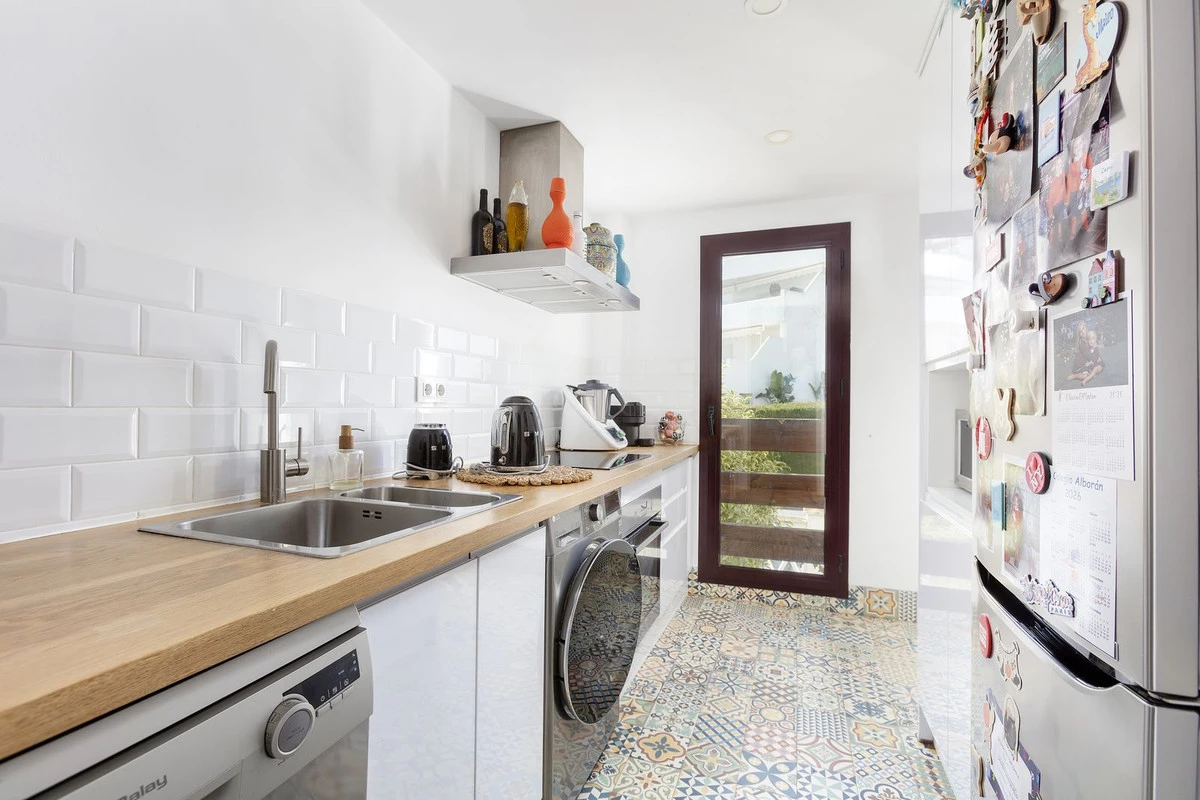 4-c23c0f86247804fa50226aecd8b0b2c8