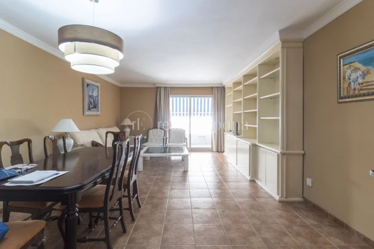 R5146705 | Apartment in Marbella – € 450,000 – 3 beds, 2 baths