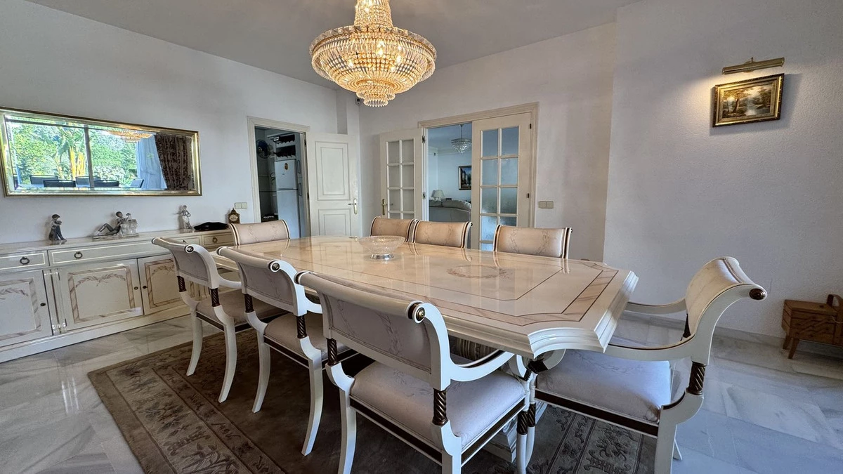 7-aa4cc561180b369757c0bb4af9886cd3