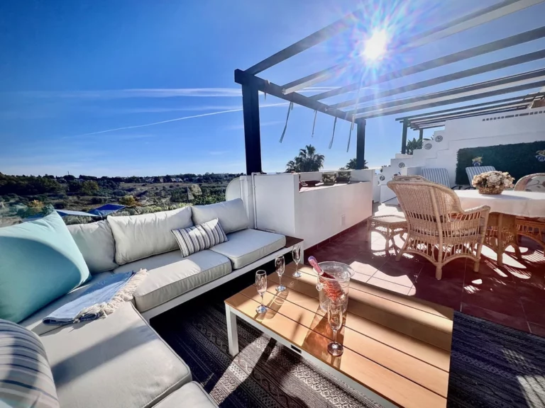 R5244574 | Penthouse in Bel Air – € 399,000 – 2 beds, 2 baths