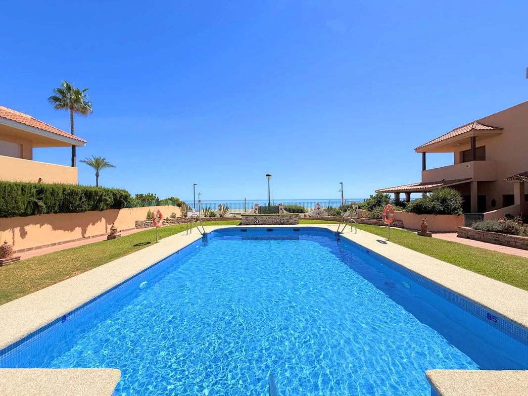 4-c23c0f86247804fa50226aecd8b0b2c8