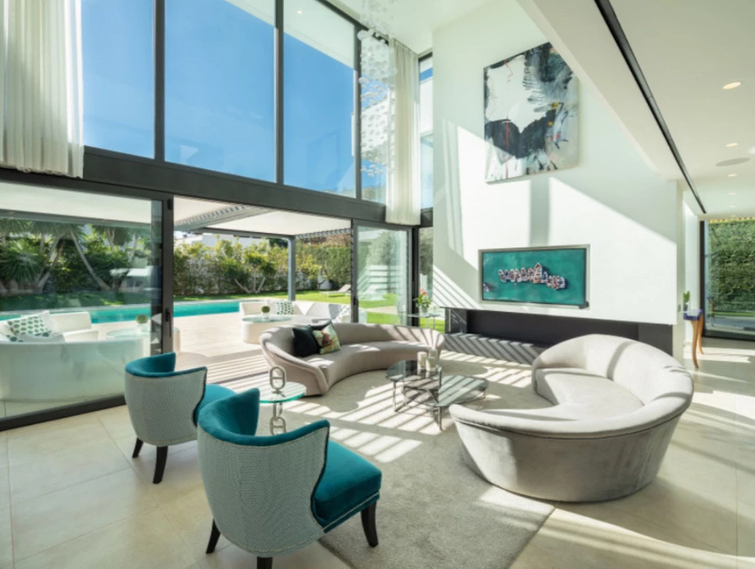 2-5bd7b9d04b45e33852eaf0ec6670150d