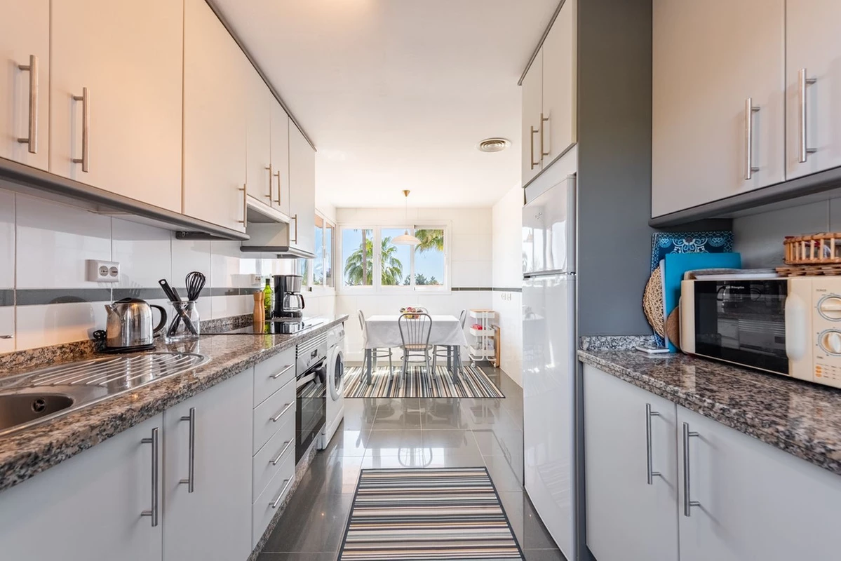 9-467d0cee5b725f3ef65f102a0c2e69c0