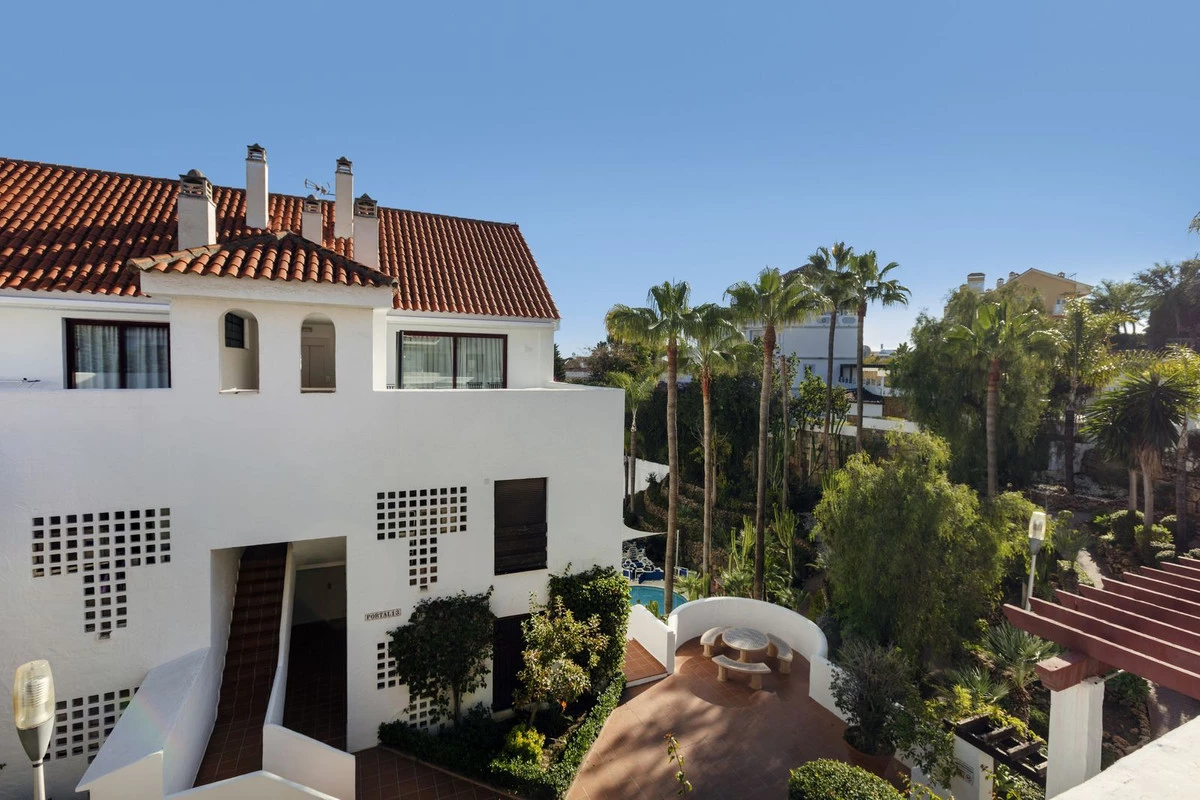 3-e898b2bb2a2fdfd06d2c39894dce8316