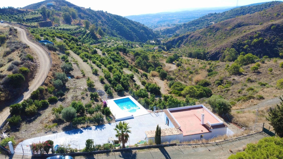 3-e898b2bb2a2fdfd06d2c39894dce8316