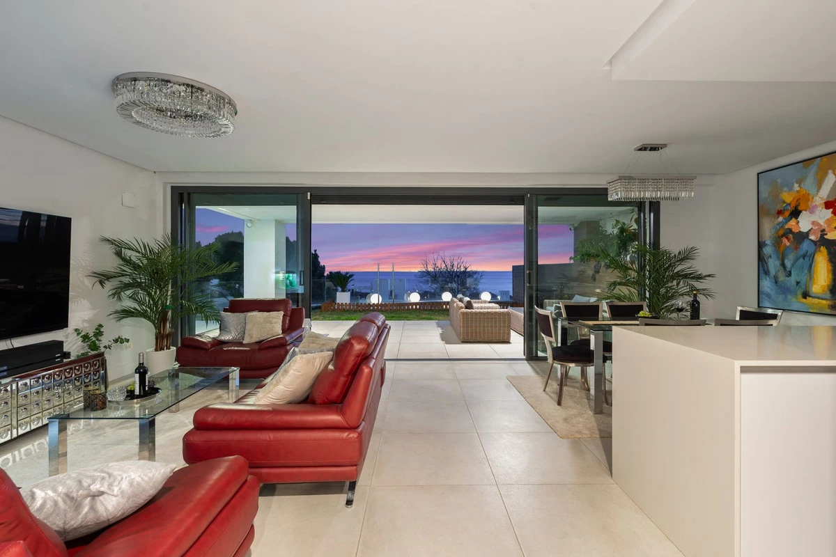 1-7980e48d732b6fc85c14b43b94d2aa54