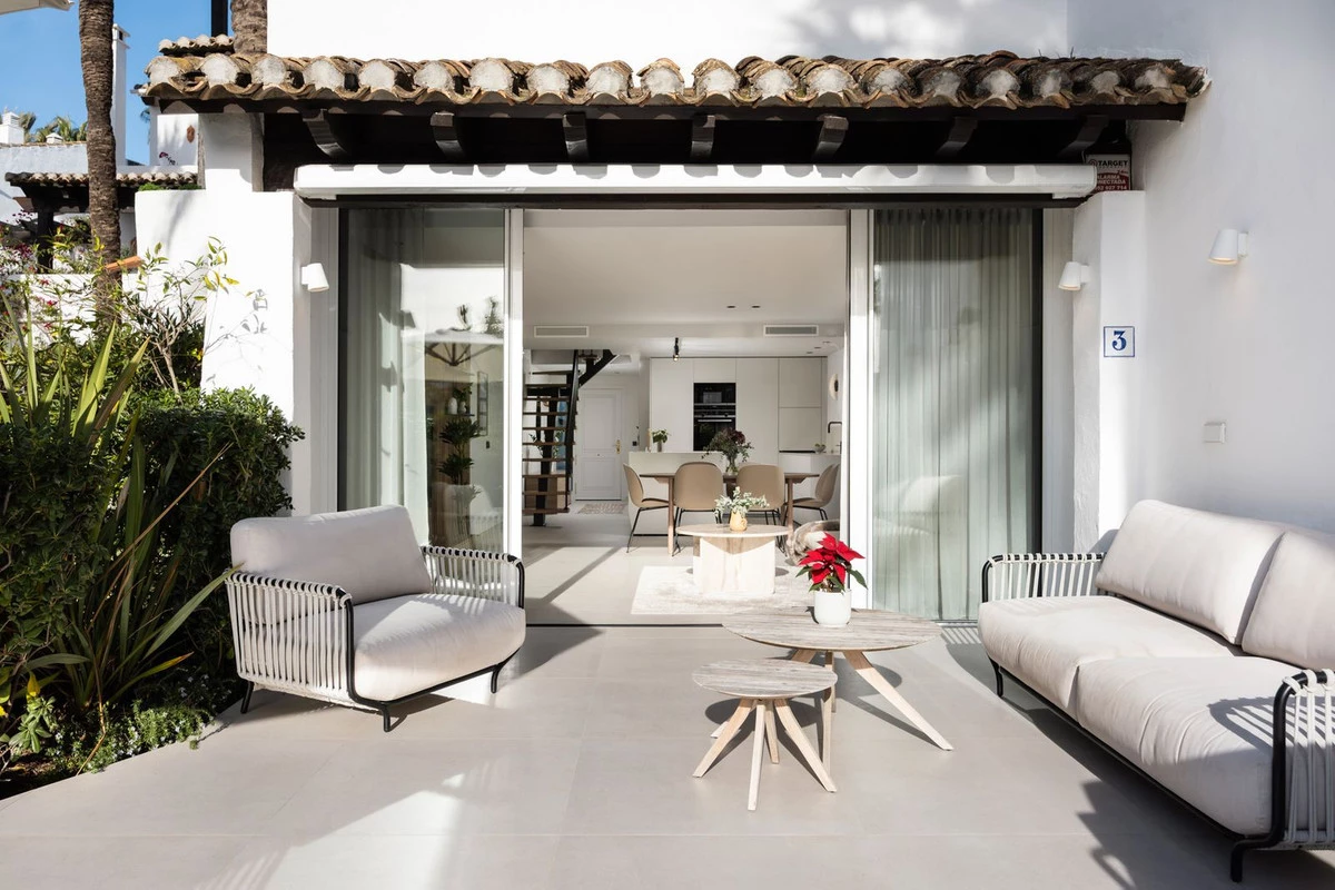 8-e64a9055bba3e77ac8aca3b893cdf826