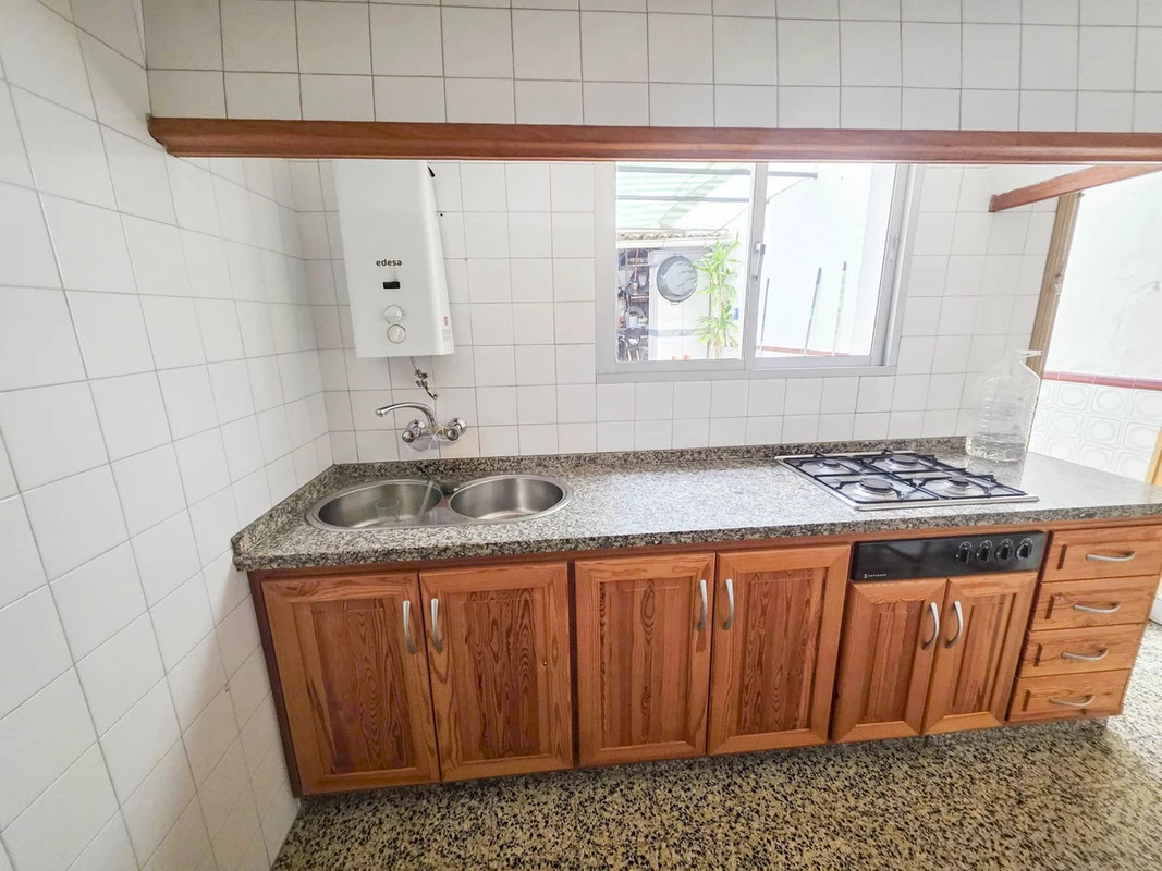 9-467d0cee5b725f3ef65f102a0c2e69c0