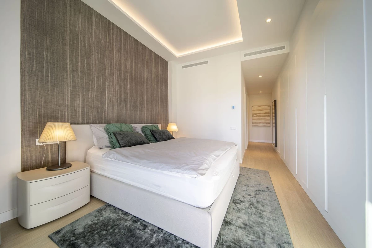 8-e64a9055bba3e77ac8aca3b893cdf826