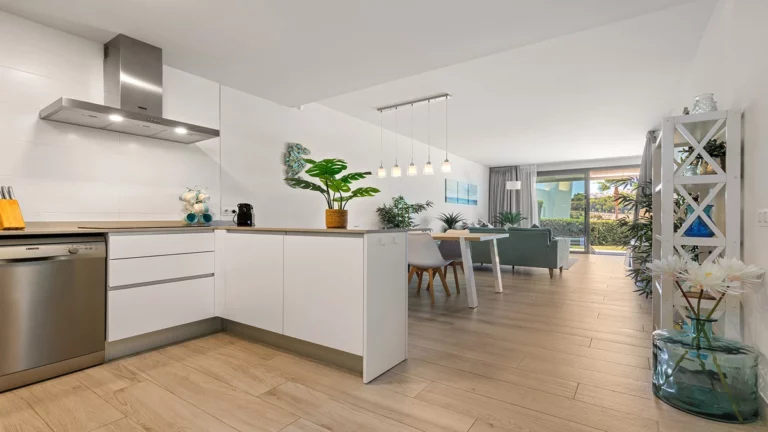 1-7980e48d732b6fc85c14b43b94d2aa54