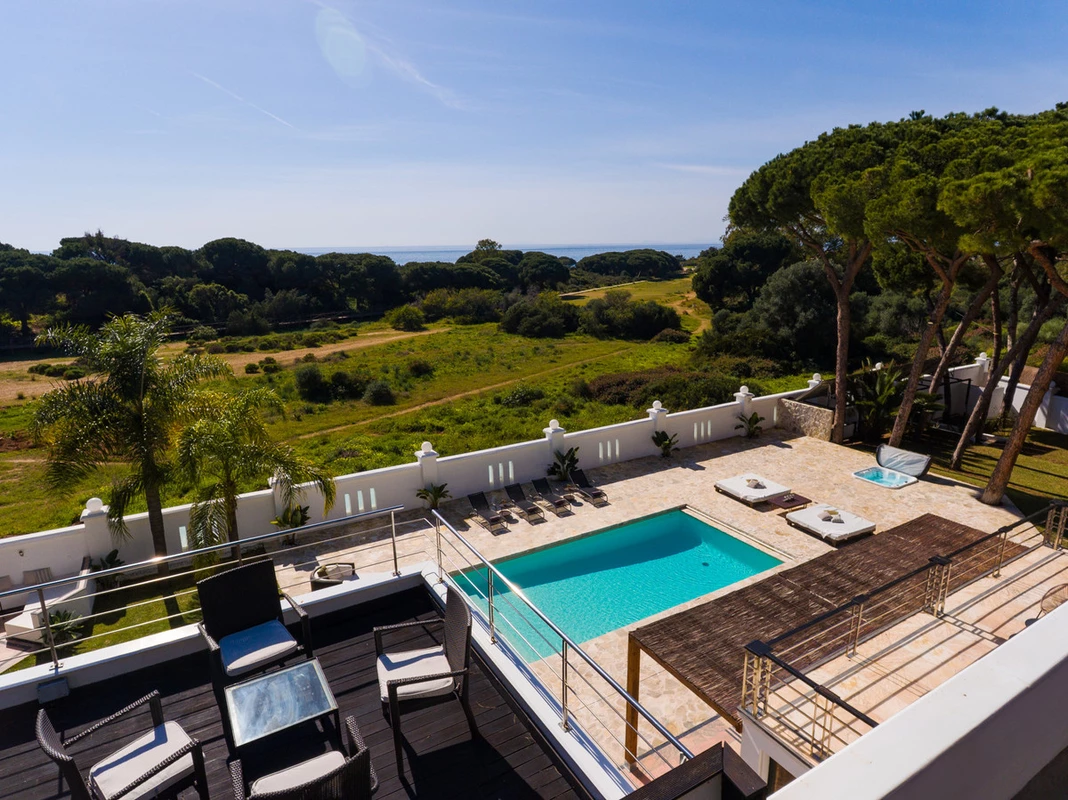 2-5bd7b9d04b45e33852eaf0ec6670150d