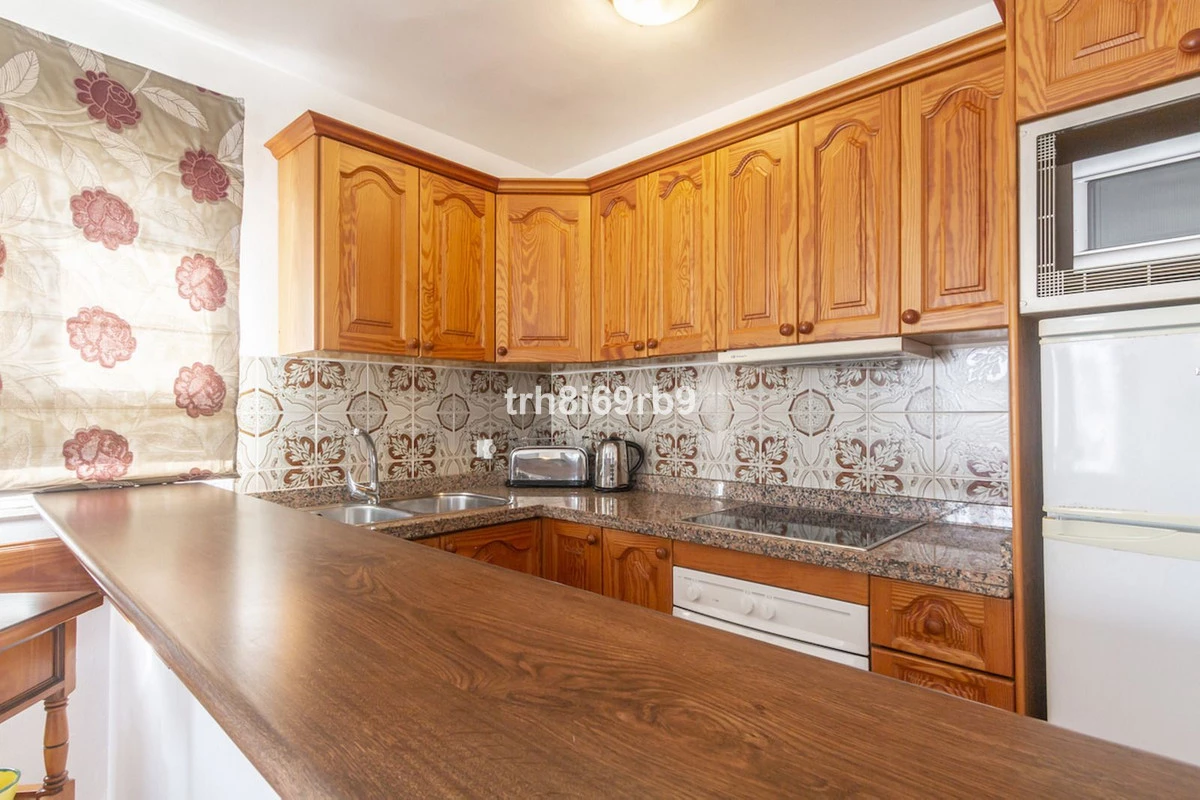 4-c23c0f86247804fa50226aecd8b0b2c8