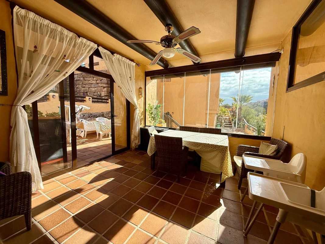 2-5bd7b9d04b45e33852eaf0ec6670150d