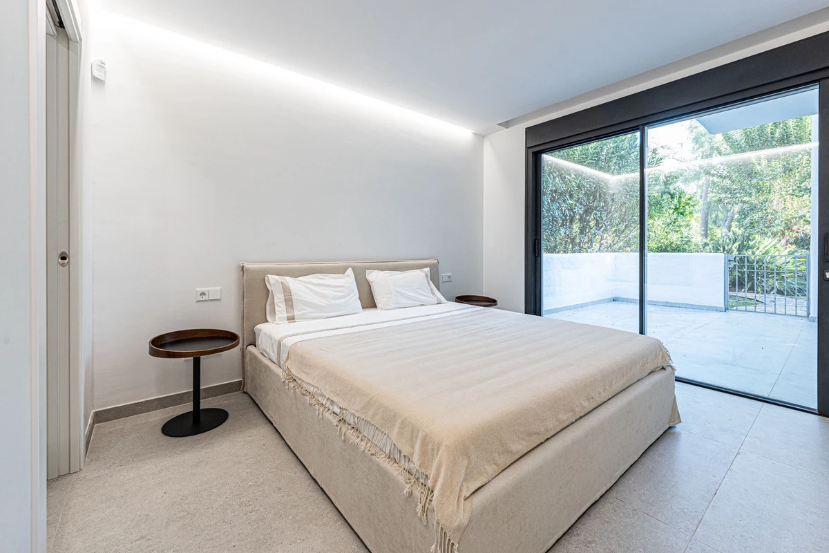 9-467d0cee5b725f3ef65f102a0c2e69c0