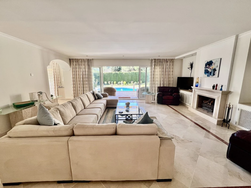 3-e898b2bb2a2fdfd06d2c39894dce8316